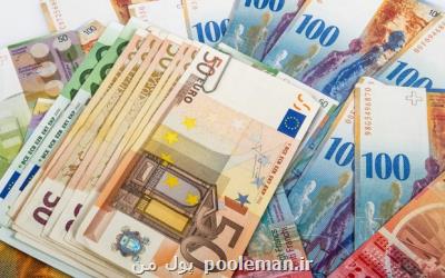 نرخ رسمی یورو كاهش و پوند افزایش پیدا كرد، دلار ثابت ماند
